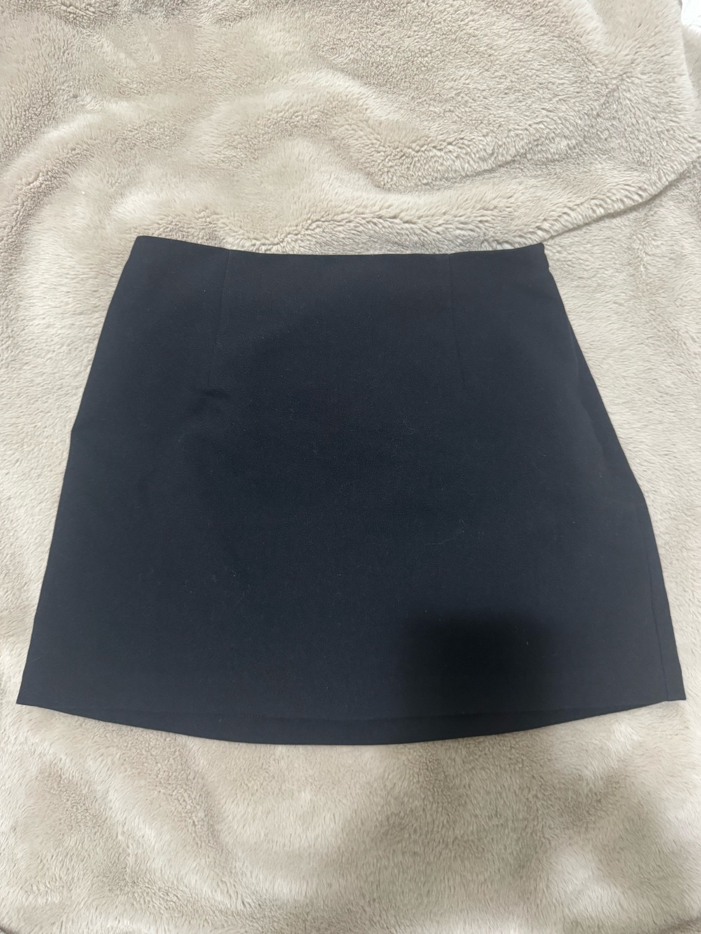 Abercrombie & Fitch Black Mini Skirt
